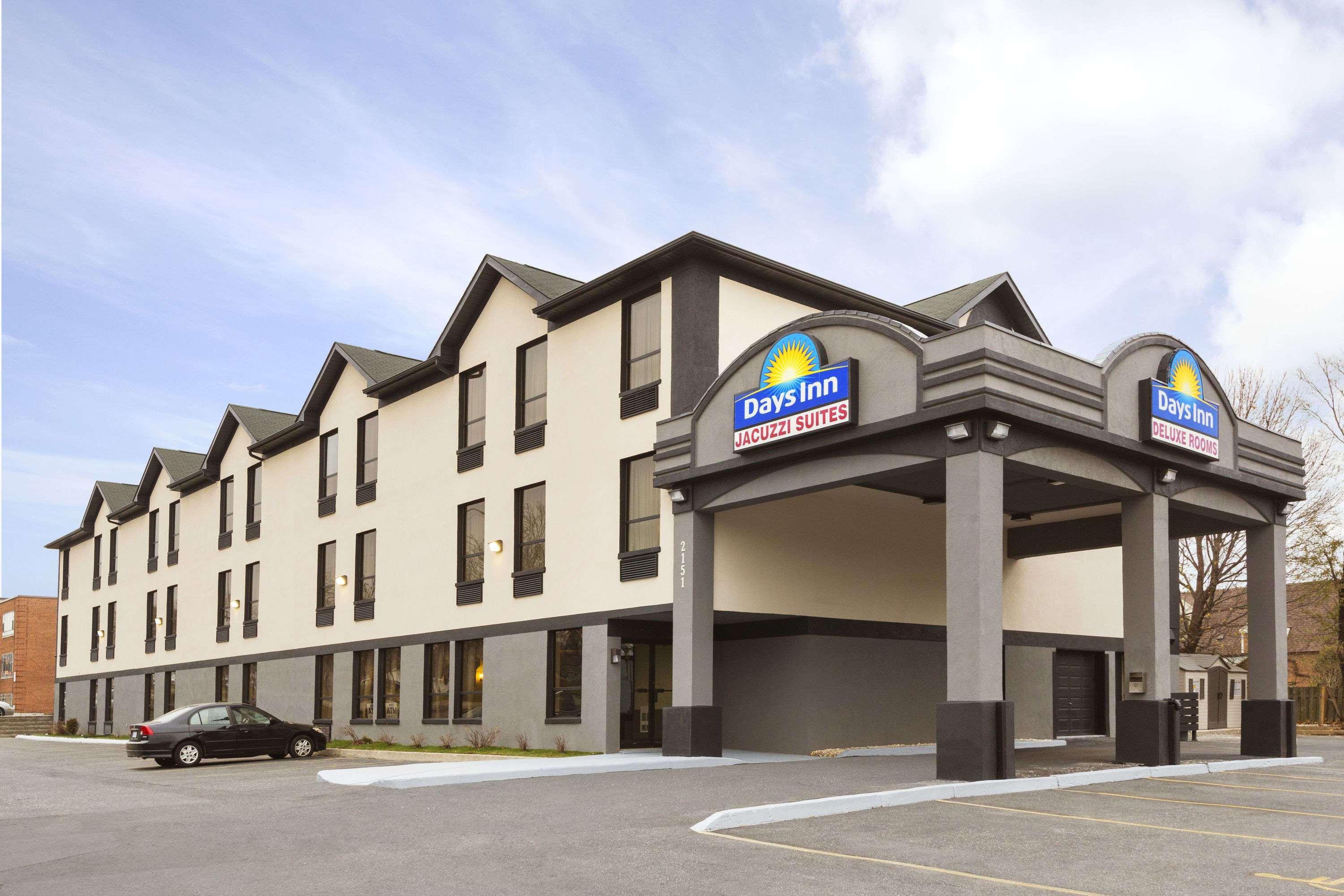 Days Inn By Wyndham Toronto East Lakeview מראה חיצוני תמונה