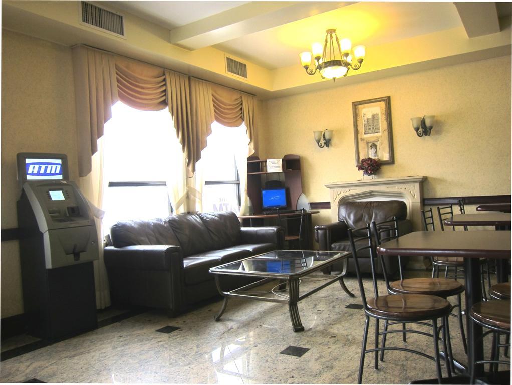 Days Inn By Wyndham Toronto East Lakeview מראה חיצוני תמונה